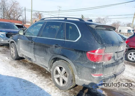 2012 BMW X5 xDrive50I z USA, uszkodzony, nr VIN 5UXZV8C5XCL422356